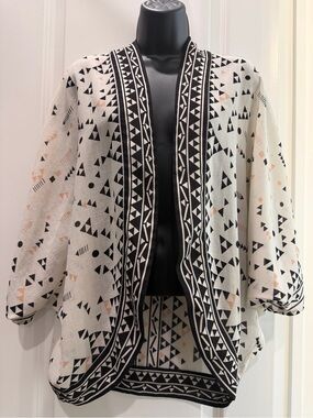 Ecote Urban Outfitters Crinkle Square Geometric Kimono Jacket XS/S Boho